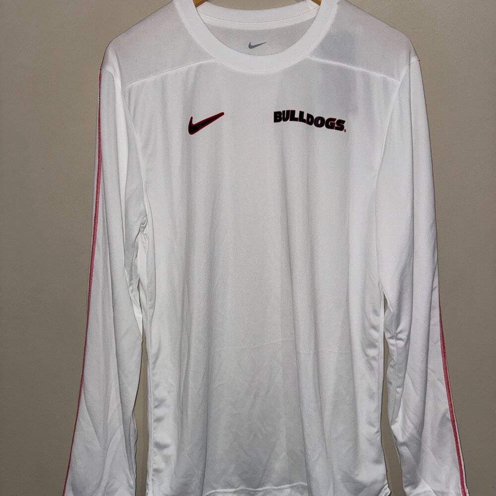 Nike UGA Georgia Bulldogs Team Issue Football On Field UV Shirt White Mens M NEW